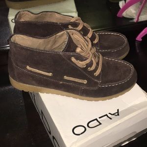 Aldo brown suede Chukka style boot